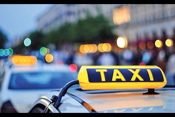 برچسب افزایش کرایه تاکسی در خطوط تاکسیرانی توزیع شد