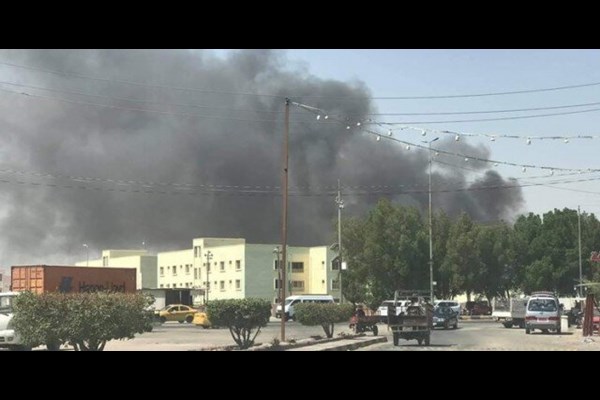 آتش‌سوزی گسترده در ۲۰ انبار مواد غذایی در نجف اشرف