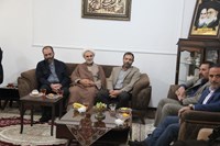  دیدار مدیران وزارت تعاون کار و رفاه اجتماعی با خانواده شهیدان فهمیده در کرج 