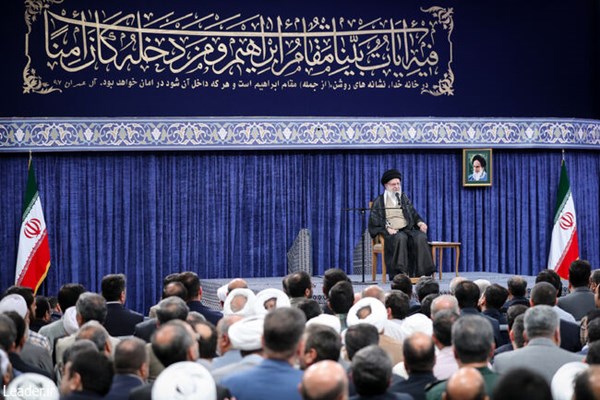  هیچ منفعتی برای امت اسلامی بالاتر از اتحاد نیست