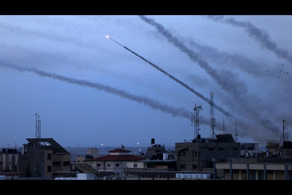 حمله گسترده موشکی مقاومت فلسطین علیه تل‌آویو