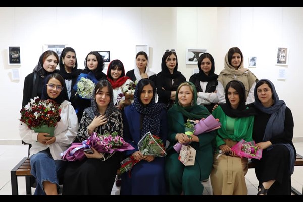 «عکس‌نوشت»؛ نگاهی نو از دریچه دوربین نوجوانان
