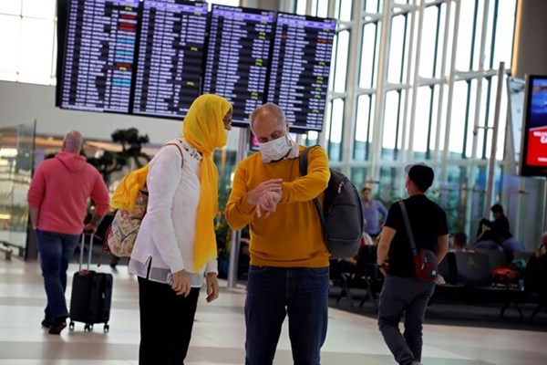 «امیکرون» محدودیت‌های کرونایی مسافران خارجی را برگرداند