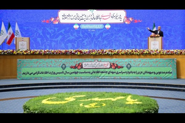  دولت قدردان زحمات سربازان گمنام امام زمان است و از آنها در مسیر ایفای مسئولیت‌های خود حمایت می‌کند 