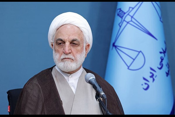 قوه قضائیه باید لوحی سفید باقی بماند؛ از مجموعه‌های قضایی صیانت شود