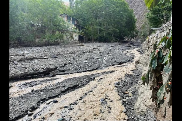 دستور معاون استاندار برای رسیدگی به وضعیت روستاهای سیل‌زده بخش آسارا