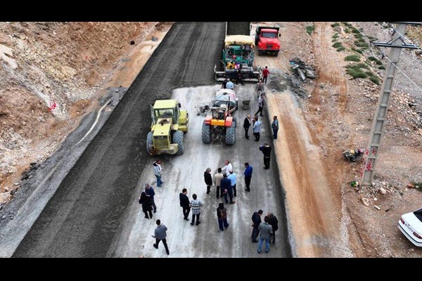 اصلاح ۹۵۵ نقطه پرحادثه شبکه راه‌های کشور در مدت فعالیت دولت چهاردهم