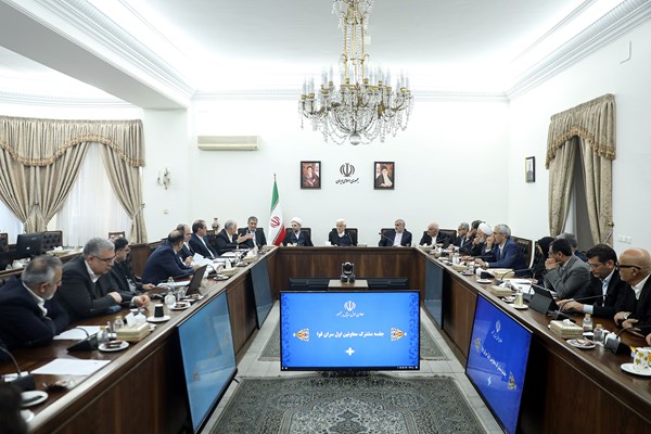 نظام و دولت چهاردهم در شرایط کنونی بر روی بخش خصوصی حساب ویژه‌ای باز کرده است 