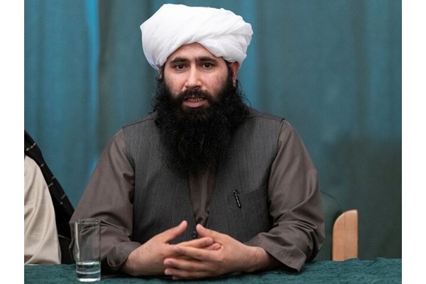 طالبان: جنگ تمام شد/خواستار روابط بین‌المللی مسالمت آمیز هستیم