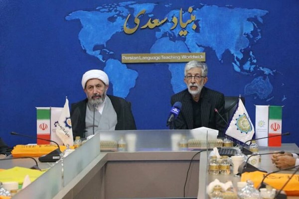 ایران را پیش از نفت، با ادبیاتش می‌شناختند