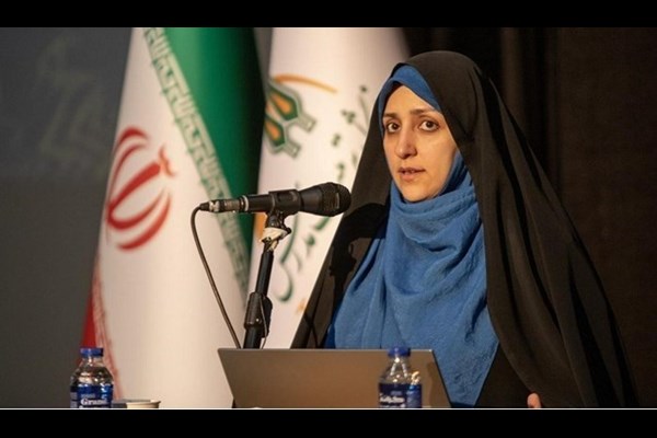 گفت‌وگوی "بهروزآذر" با زنان بازداشت‌شده ناآرامی‌های اخیر در زندان قرچک