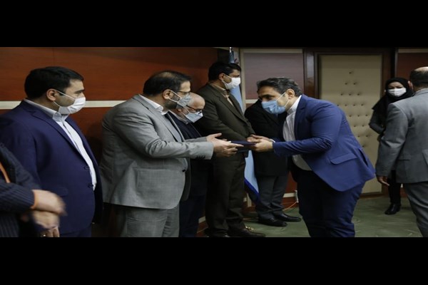 برگزاری آیین تحلیف 33 مشاور خانواده و مددکار در استان البرز