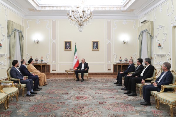  مرزهای جغرافیایی هرگز توان جدایی دو ملت برادر ایران و عراق را ندارد 