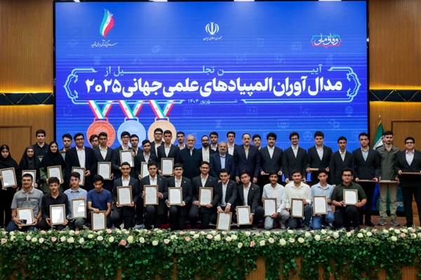 نظام آموزشی باید مبنای آگاهی نسبت به مشکلات و انگیزه برای رفع آنها باشد 