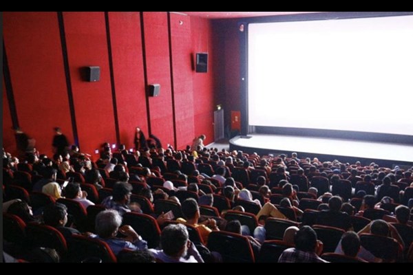 بلیت نیم بهای سینماها به مناسبت روز مادر