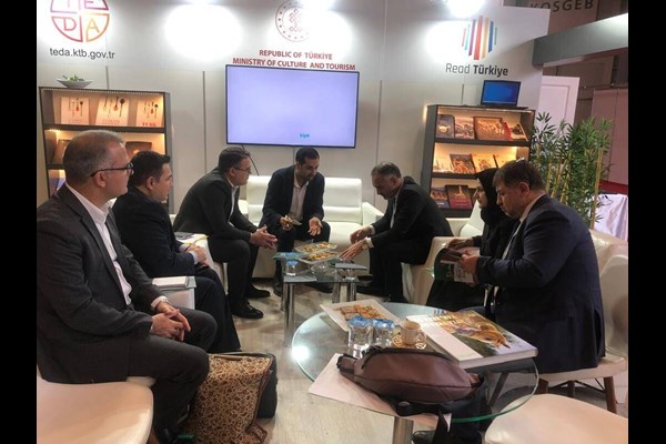 رایزنی ایران و ترکیه برای توسعه تعاملات نشر و کتاب