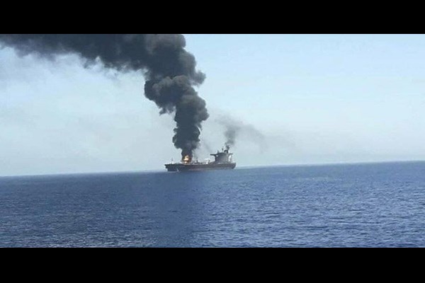 یمن صبح امروز دو کشتی اسرائیلی را هدف قرار داد