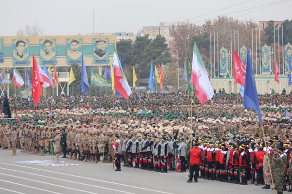 سرلشکر پاکپور: قومیت‌های ما وابستگی‌شان به ایران صد چندان است