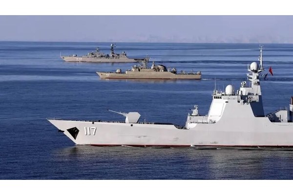 رزمایش مشترک ایران، روسیه و چین در دریای عمان آغاز شد