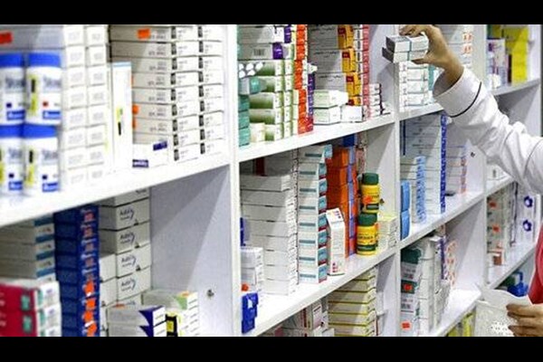 بابت کمبود حتی یک قلم دارو عذرخواه مردم هستیم