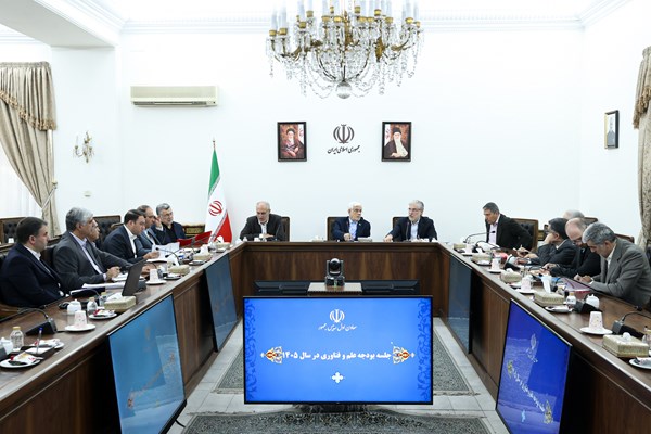 دستیابی به جایگاه اول علمی و فناوری در منطقه اولویت دولت چهاردهم است 