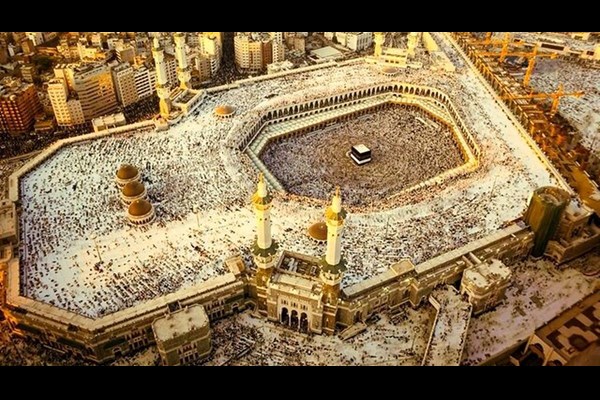 ایجاد زمینه تشرف ایرانیان مقیم سایر کشورها به سفر عمره