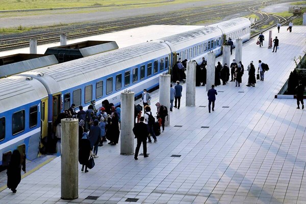 پیش‌فروش بلیت‌ قطارهای مسافری مهرماه از فردا