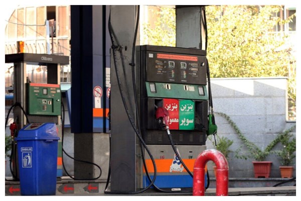 سهمیه بنزین خودروهای تعویض پلاکی قطع نمی‌شود