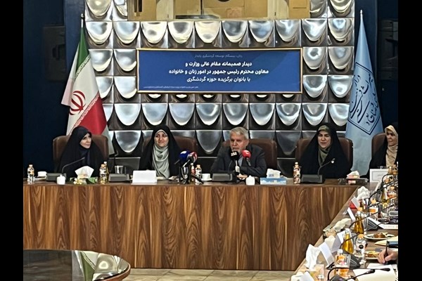 پیشرفت کشور با تکیه بر دو بال زنان و مردان ممکن است 