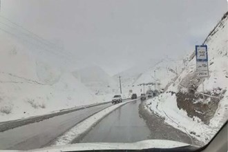 باران و برف گستره وسیعی از جاده‌های کشور را در بر گرفت