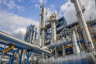 اجرای ۸۰ درصد پروژه‌های تولید بار اول کشور با حمایت وزارت نفت